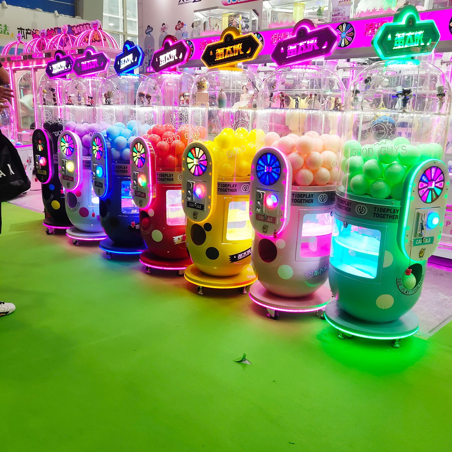 新款胶囊扭蛋机蛋大侠扭蛋机投币亲子娱乐电玩设备礼品游戏机批发