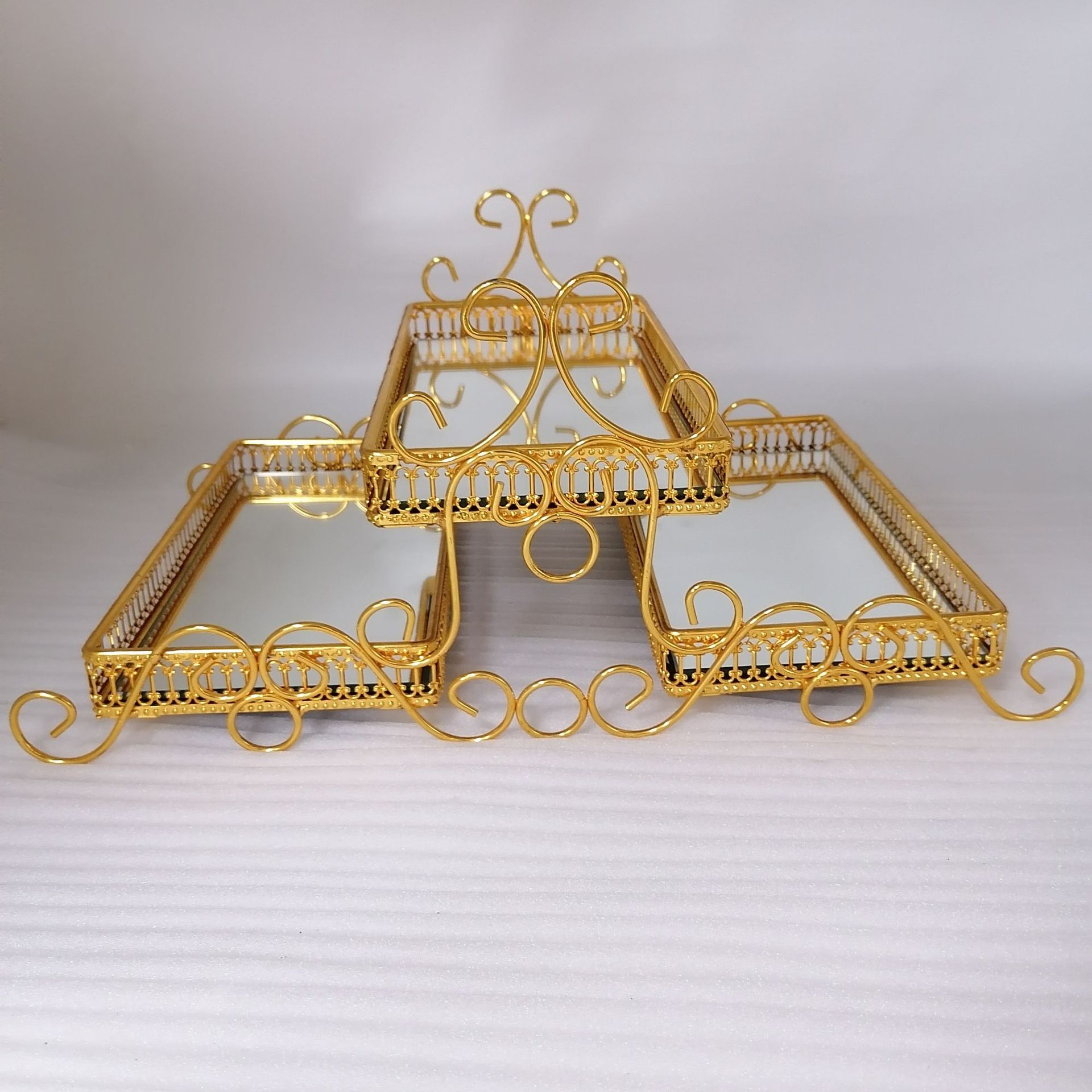 Metal Golden Mirror Self-Service Cake Stand Dessert Display Stand Dessert Table Three-Layer Dessert Display Stand