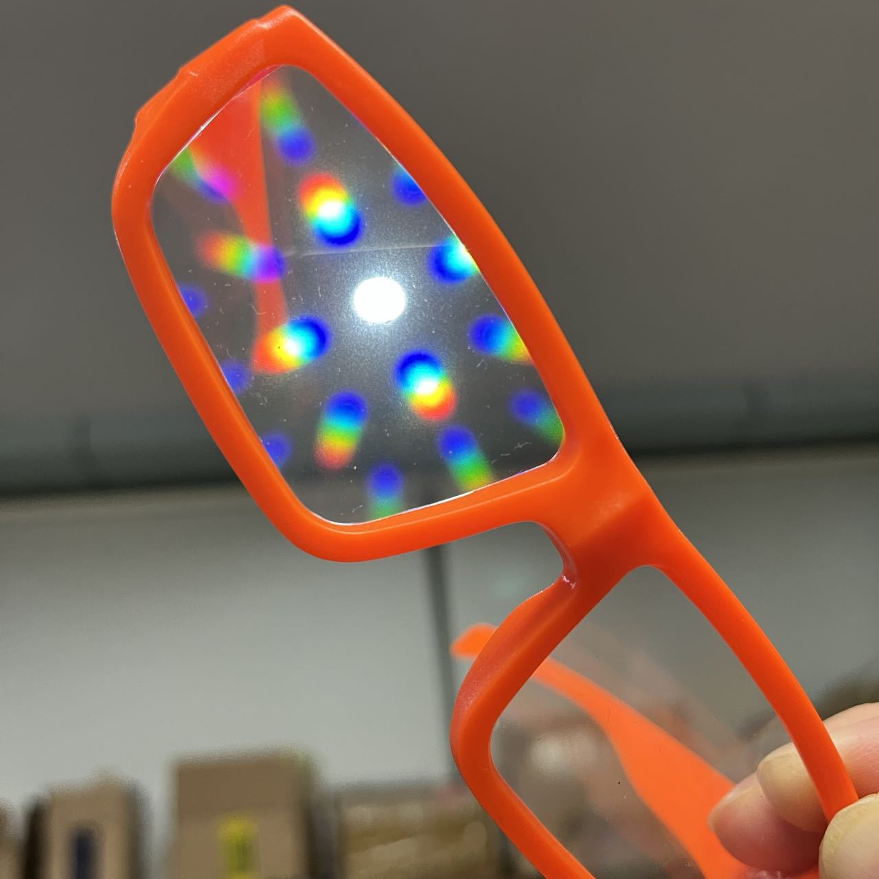 激光眼镜 图案光栅片衍射眼镜片烟花眼镜爱心特效眼镜片-阿里巴巴