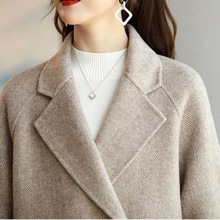 羊毛呢外套女秋冬新款韩版宽松赫本风人字纹羊绒大衣加厚