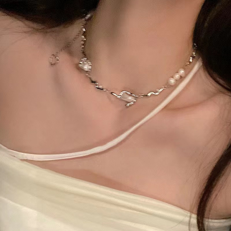 Baroque Pearl Necklace Women's Cold Style All-Matching Ins Special-Interest Design Light Luxury Summer Trend Clavicle Chain Jewelry