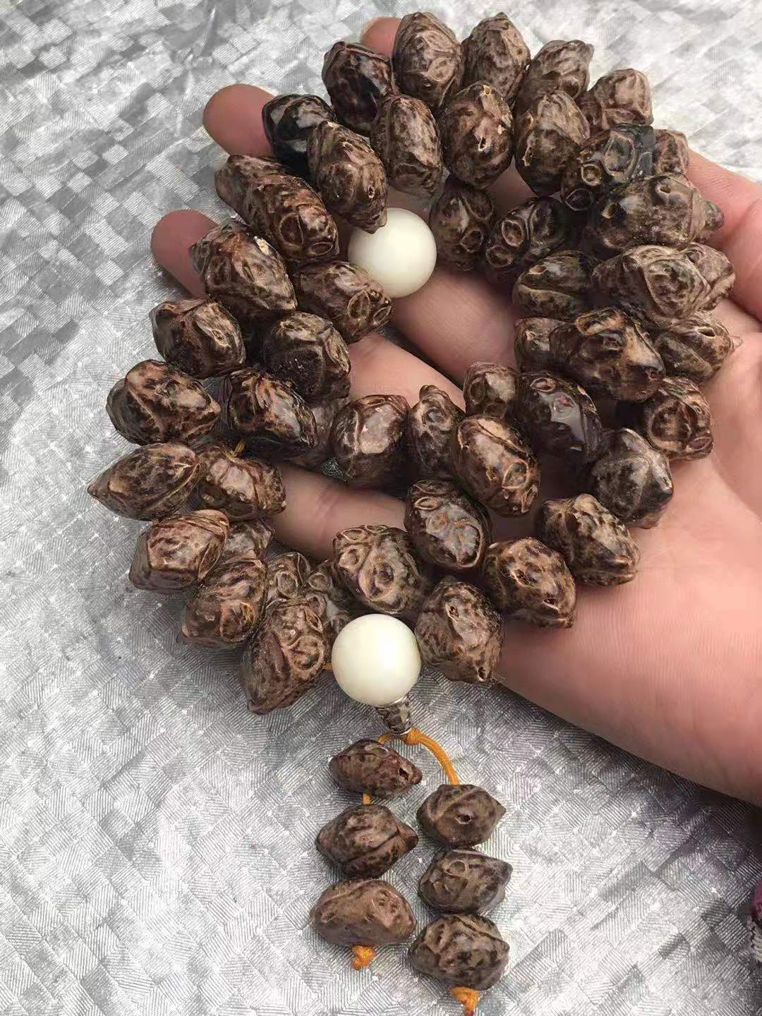 54颗鬼脸菩提配饰顶珠白玉菩提三通白玉菩提藏银
