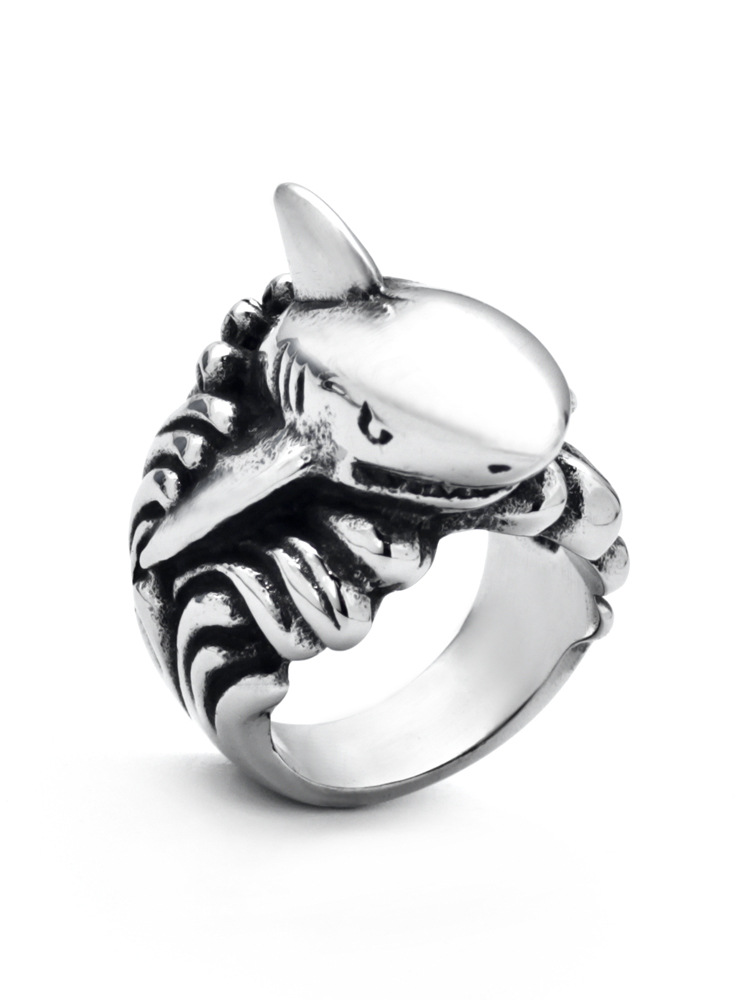 个性鲨鱼戒指男霸气嘻哈潮人指环百搭复古防身食指戒夜店单身