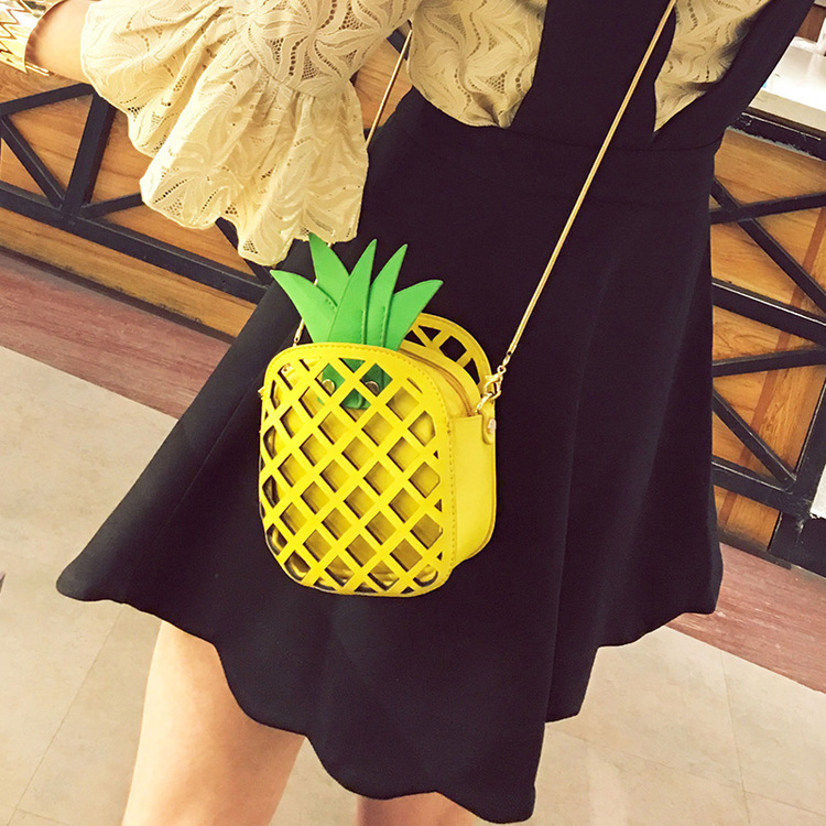 Manufacturer Customized Women's Bag Pineapple Bread Spring and Summer Contrast Color Chain Bag Shoulder Crossbody Small Bag Creative Backpack Bag