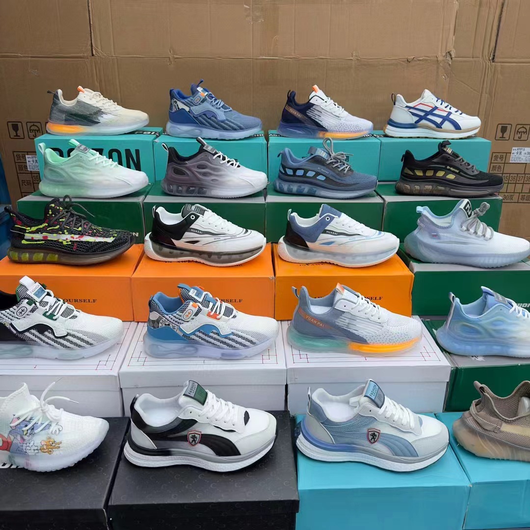 大量地摊货源男鞋批发库存鞋处理鞋品牌尾货鞋断码鞋子清仓批发