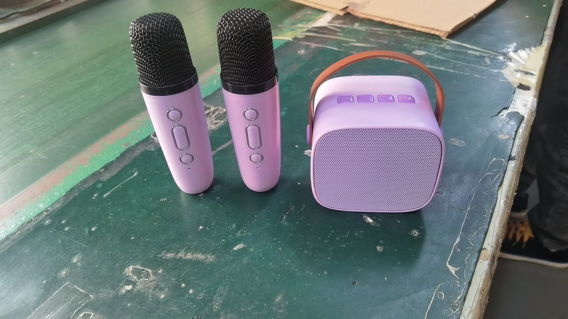 K1/D20 Spot Double Microphone Wireless Bluetooth Audio Portable Mini Microphone Audio Bluetooth Wireless Speaker