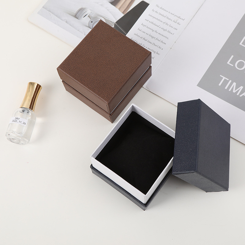 2023 New Solid Color Jewelry Box Dermatoglyph Paper Quality Watch Square Packing Box Tiandigai Ring Necklace Jewelry Collection