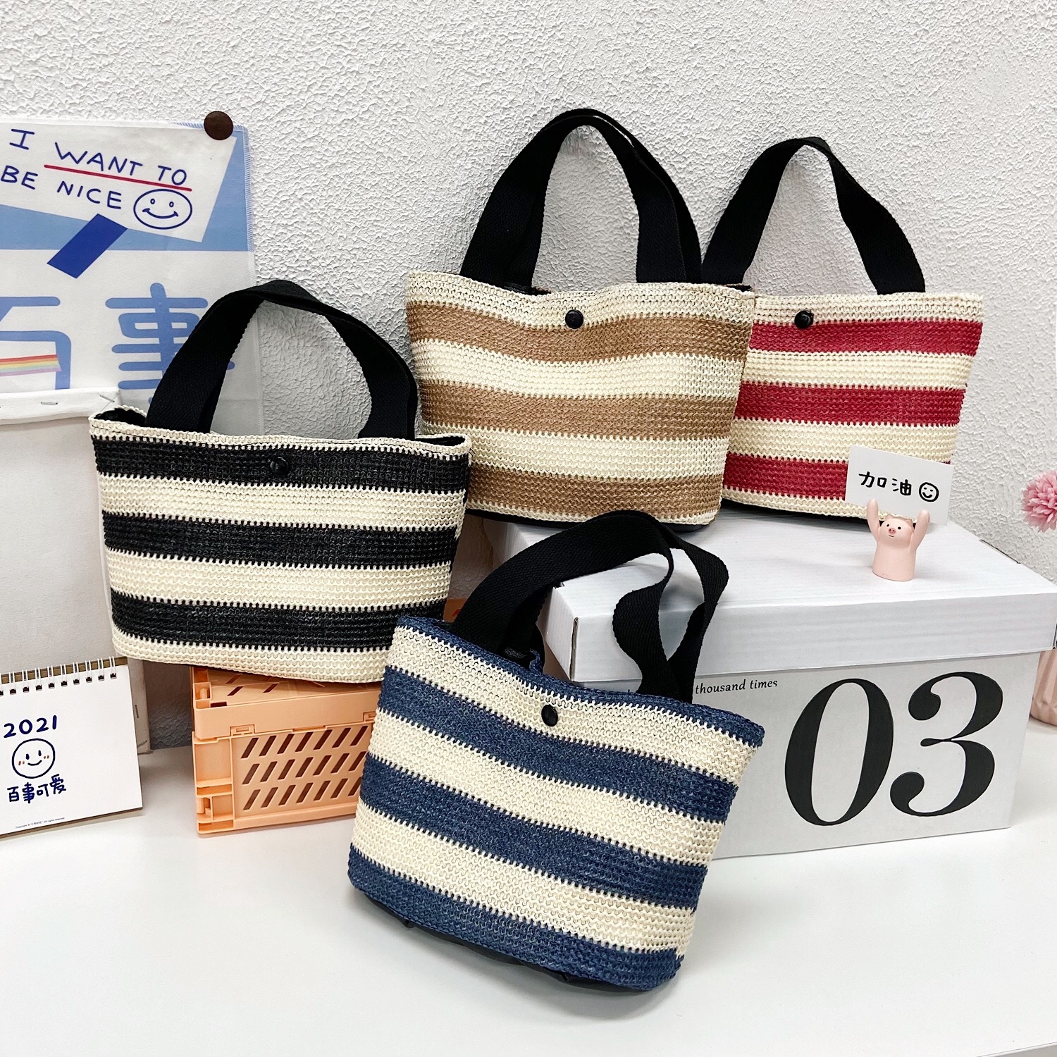 2021 New Woven Portable Women's Bag Ins Straw Woven Fashion Tote Beach Bag Hand-Held Lunch Box Bento Wholesale