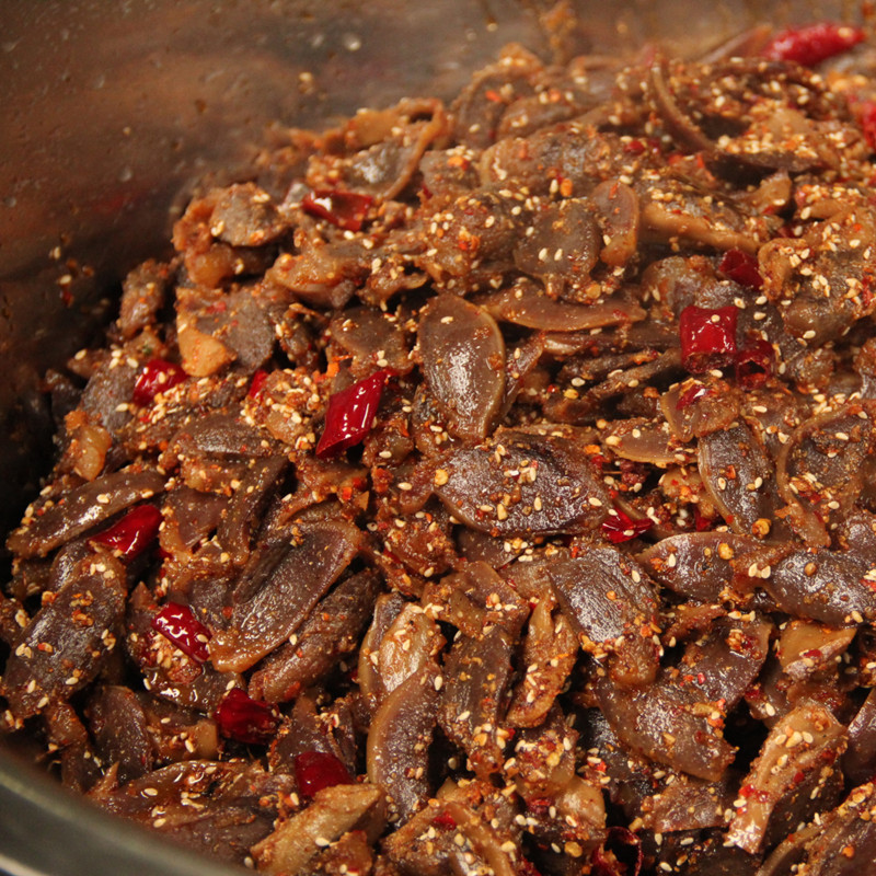 辣伙人四川特产香辣冷吃郡肝麻辣鸭胗即食卤味肉熟零食鸭肫100克