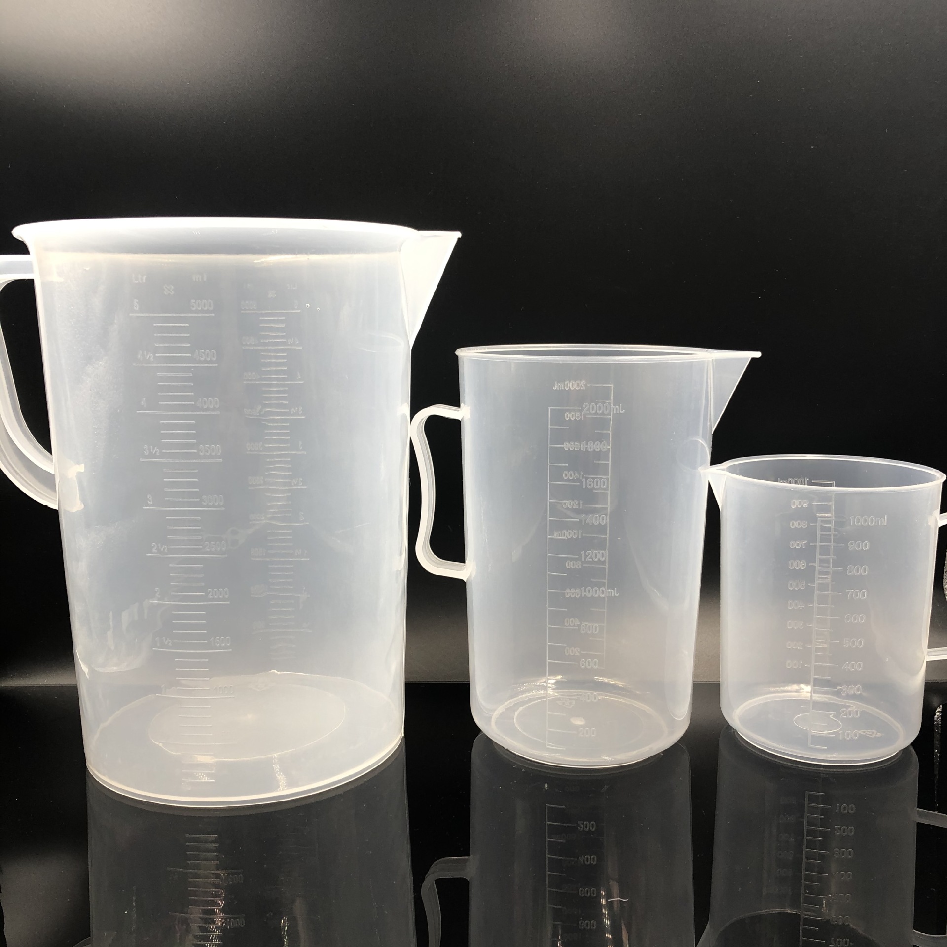 pp塑料量杯3000ml 透明塑胶量杯 医用量杯 实验室刻度量杯定制