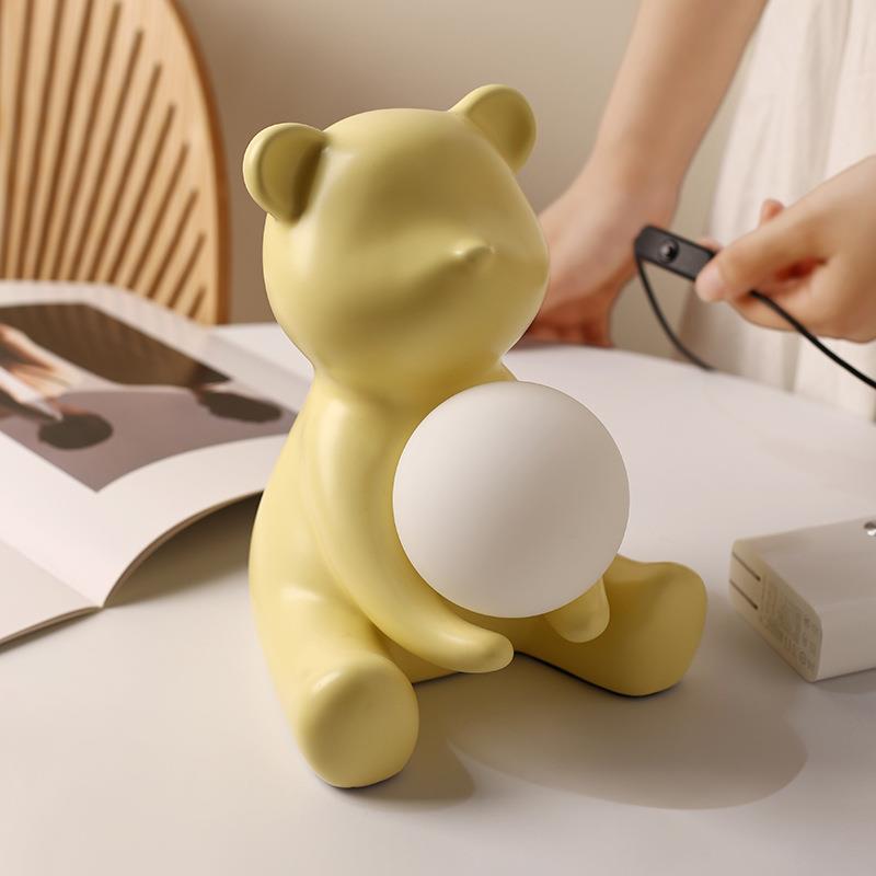 Beihanmei Korean Style Bear Decoration Home Ornament Bedside Table Decoration Table Lamp Room Bedroom Decoration in Stock Wholesale