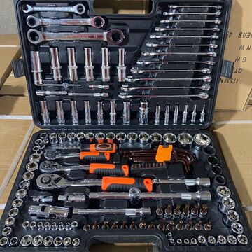 汽修工具套装汽车维修组套套筒扳手组合工具维修工具专用汽修工具