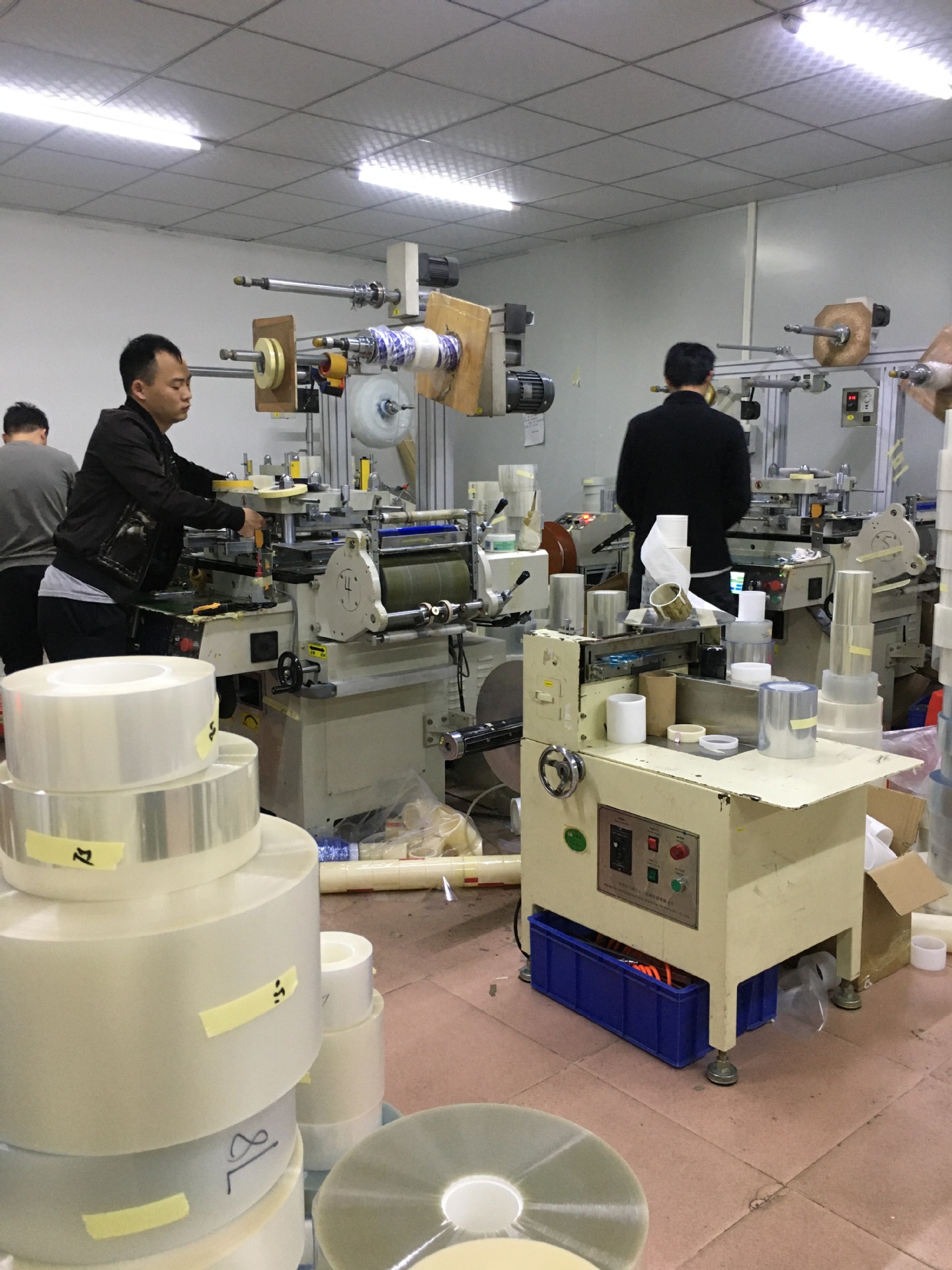 pet透明保护膜 玻璃镜片表面保护膜 机器自动化贴膜磨砂网纹膜