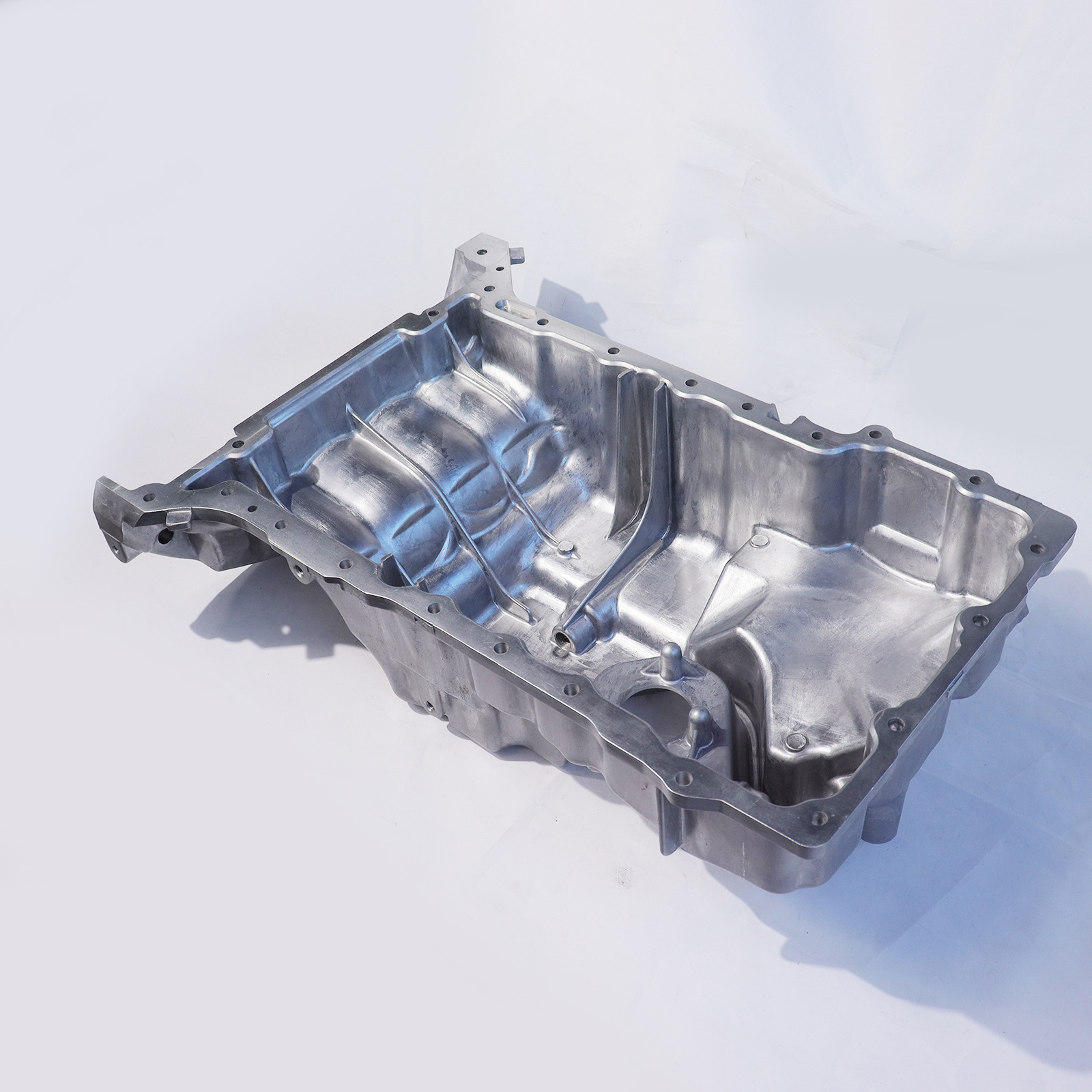 适用于奔驰gla250 汽车发动机油底壳 波箱油底壳 a2700107600