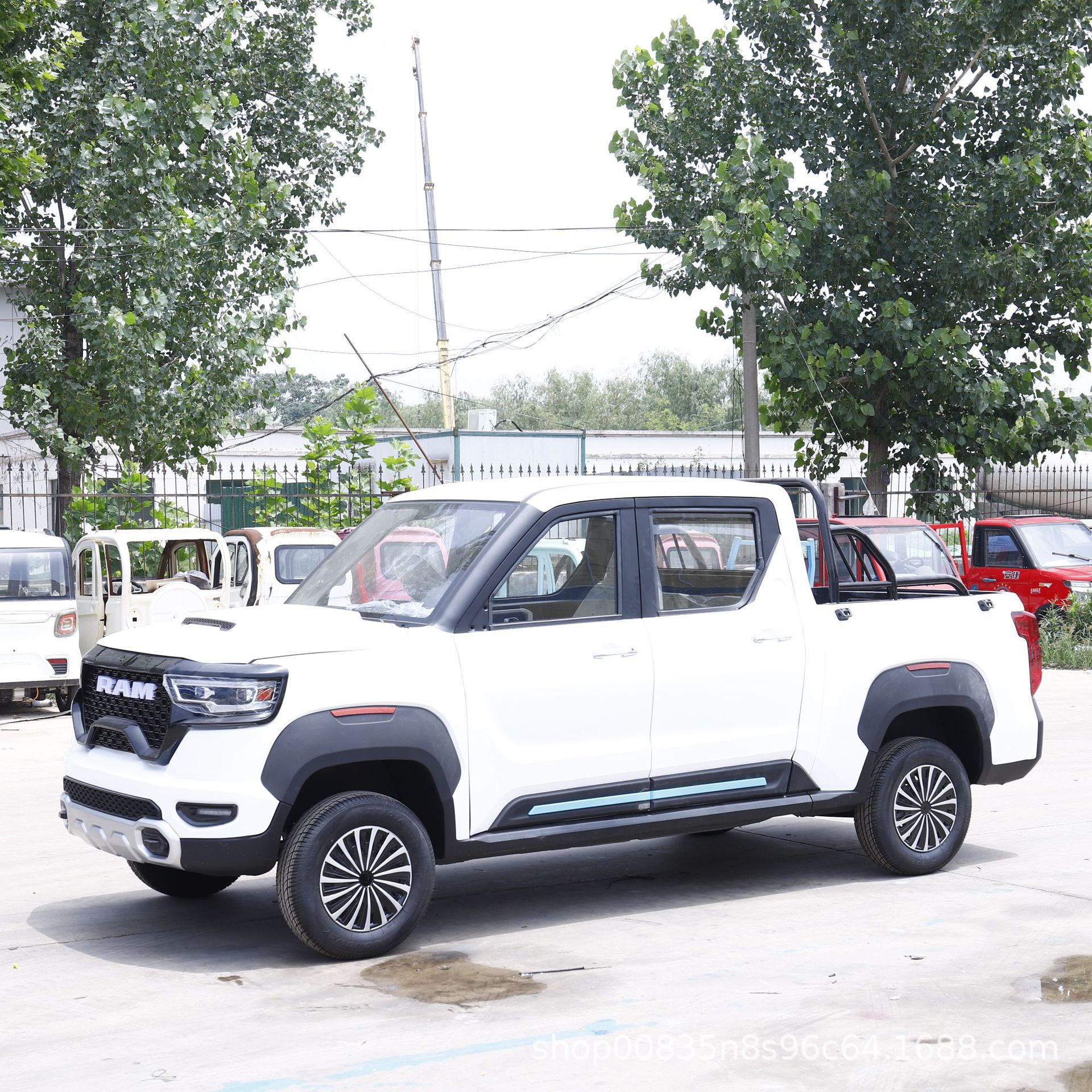 新能源油电两用电车四轮车五座新款全封闭电动皮卡-阿里巴巴