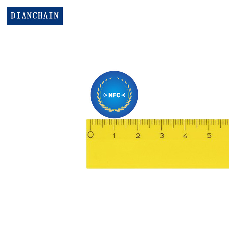 一碰快速传输数据rfid贴纸手机快速连接电脑nfc电子标签pvc圆币卡