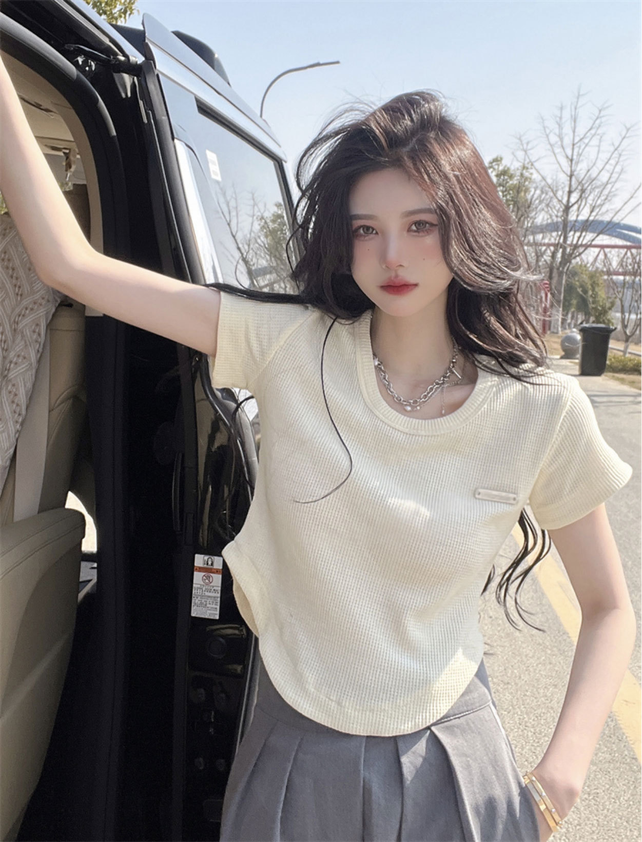 不规则t恤女ins潮杏色薄款短袖辣妹修身显瘦短款上衣夏季2022新款