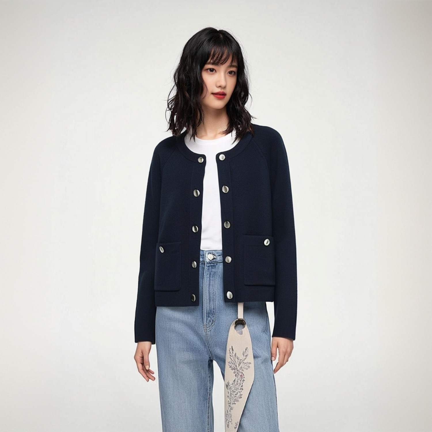 小香风毛衣2025秋冬新款纯色柔软纽扣外套针织开衫羊毛毛衣女