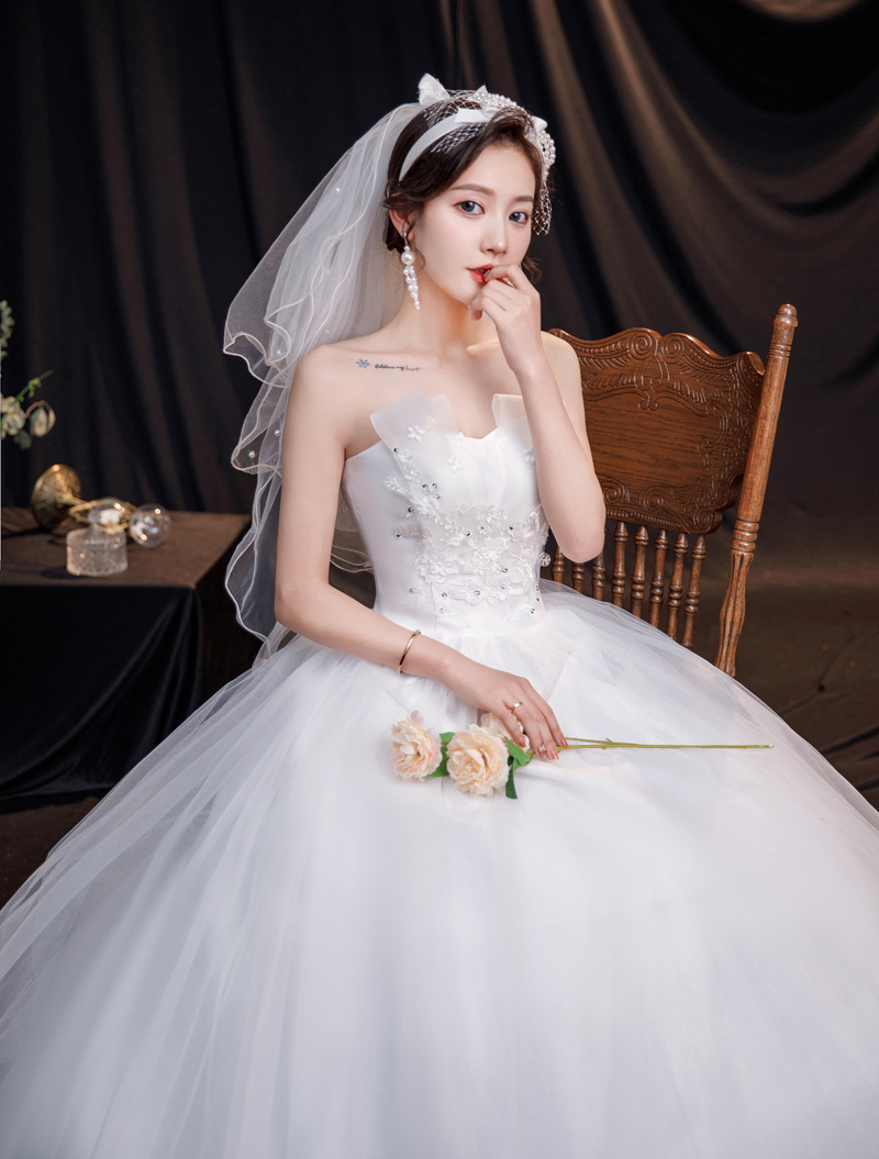 抹胸婚纱礼服2106新款法式新娘女简约森系批发梦幻齐地气质轻