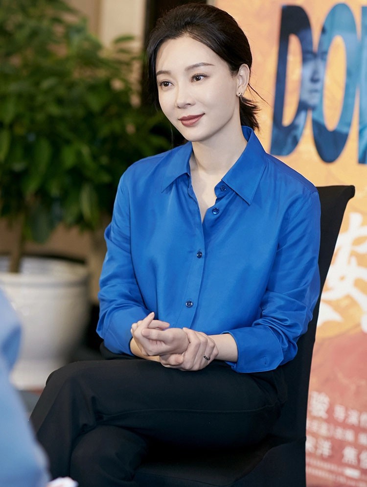 陈数明星同款宝蓝色衬衫春秋季长袖时尚ol气质衬衣女装宝石蓝上衣