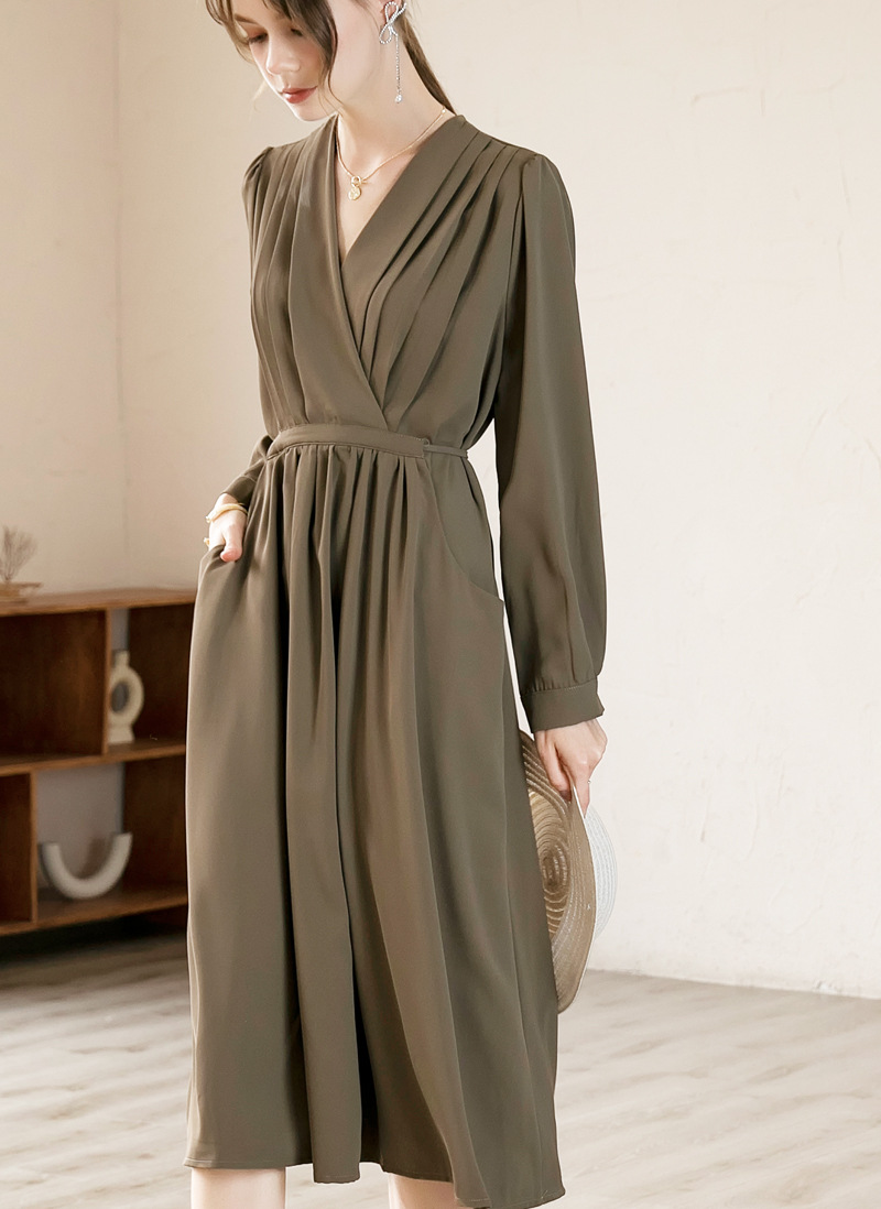 法式连衣裙交叉v领设计师款022春秋新款宽松收腰简约气质长袖裙子