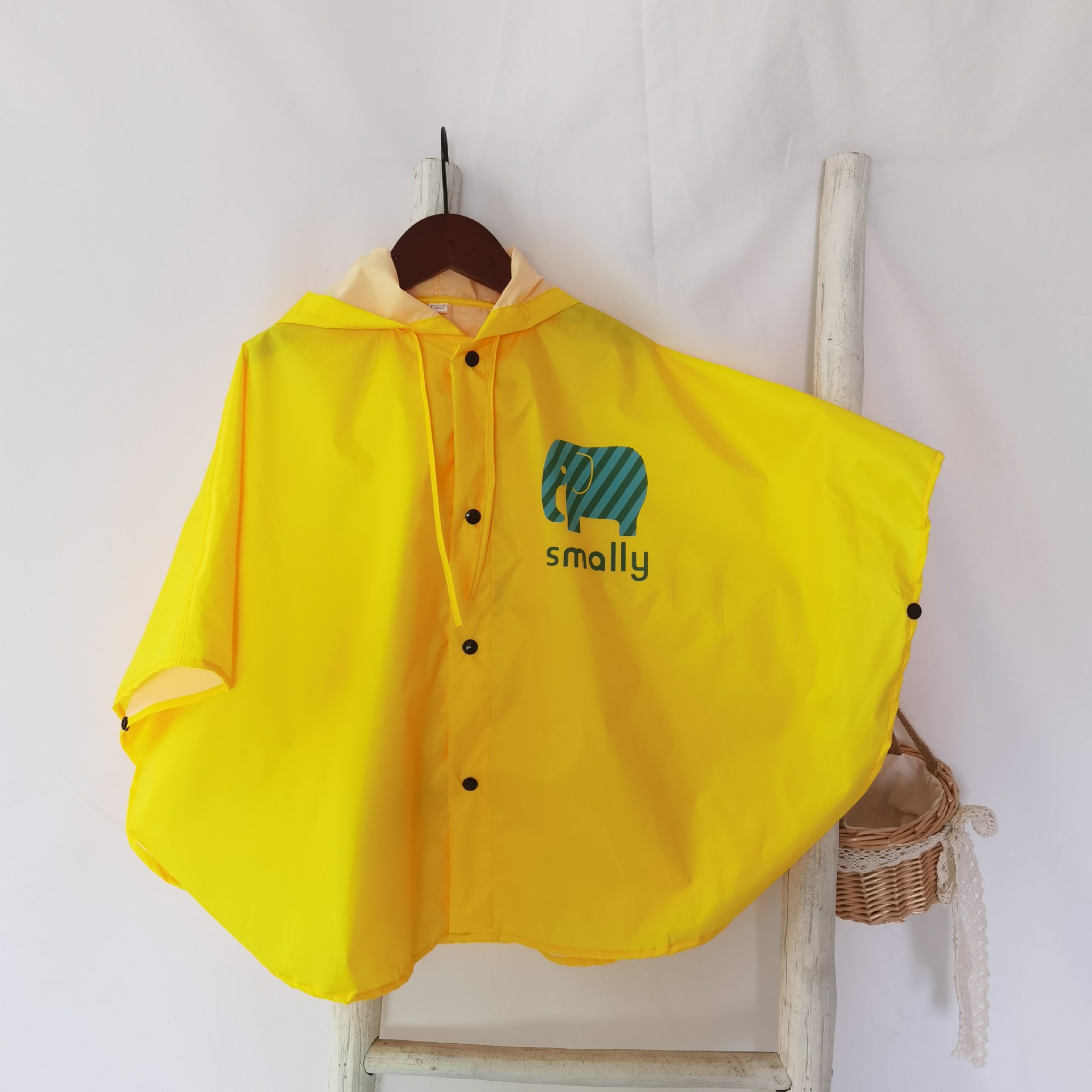 smally原单儿童大耳朵雨披 雨衣儿童斗篷雨衣雨披三色立体造型