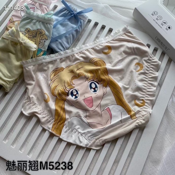 精品五条装魅丽翘动漫少女内裤女可爱蕾丝边舒适透气中腰三角裤女