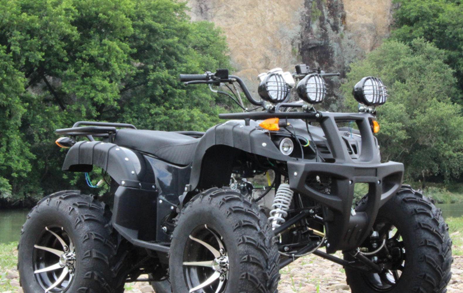 大公牛沙滩车四轮越野摩托车丛林景区全地形车无极防震山地车atv