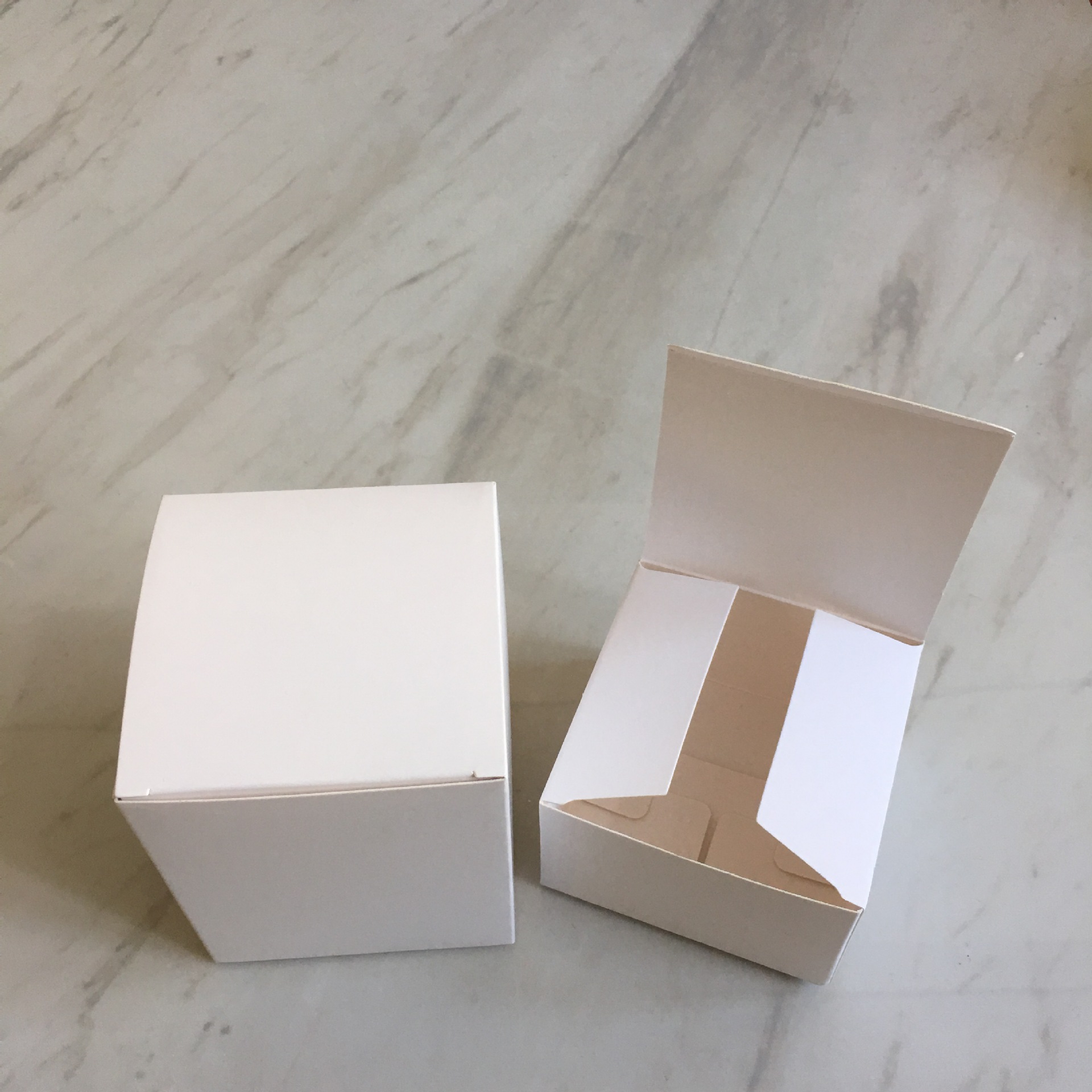 白盒 批发白色卡纸盒 供应多规格现货空白方形盒 彩色印刷包装盒