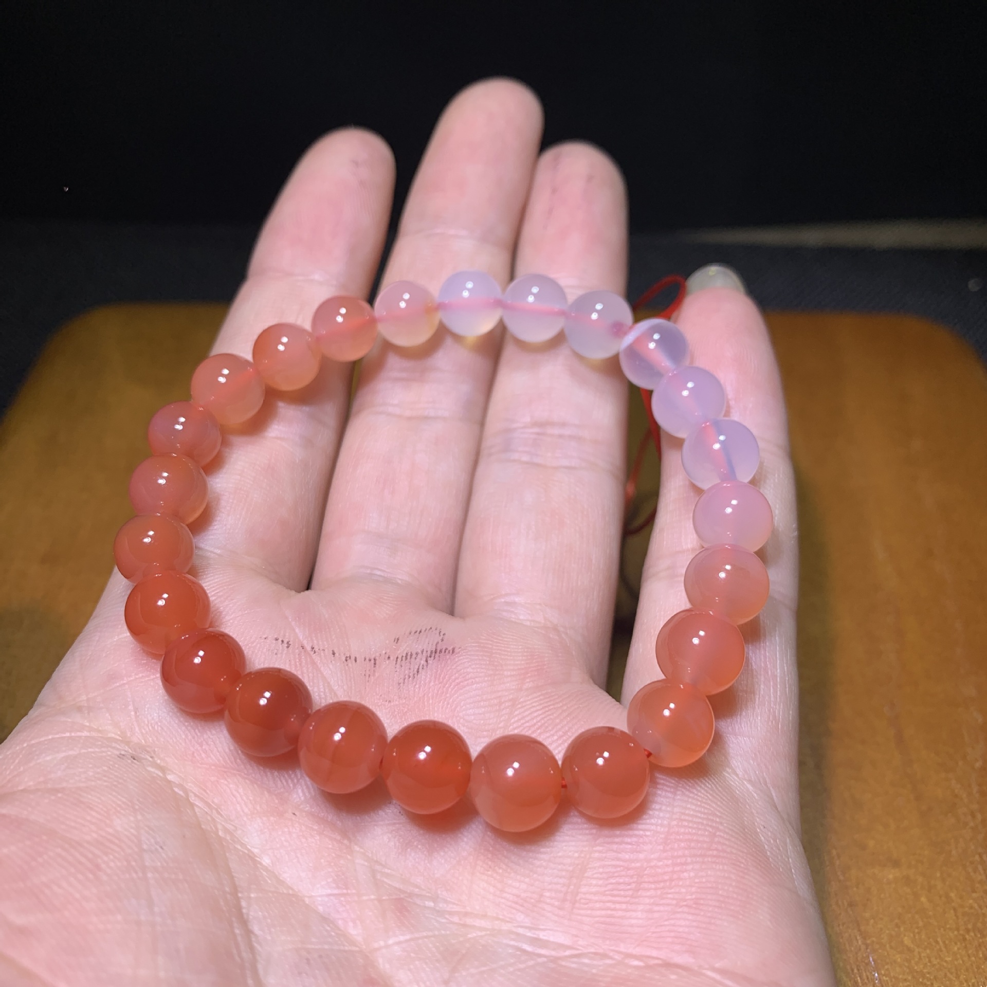 程远珠宝盐源玛瑙水蜜桃渐变色盐源玛瑙手链饰品玛瑙手串厂家批发