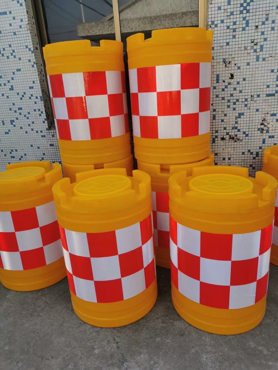 【月销1000】滚塑防撞桶耐摔耐撞耐寒防撞筒