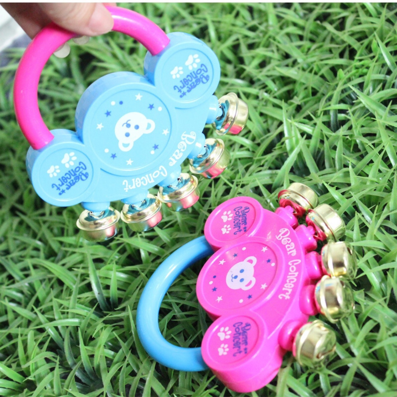 婴儿手摇铃金属铃铛清脆发声玩具吸引宝宝注意力儿童跳舞拍手