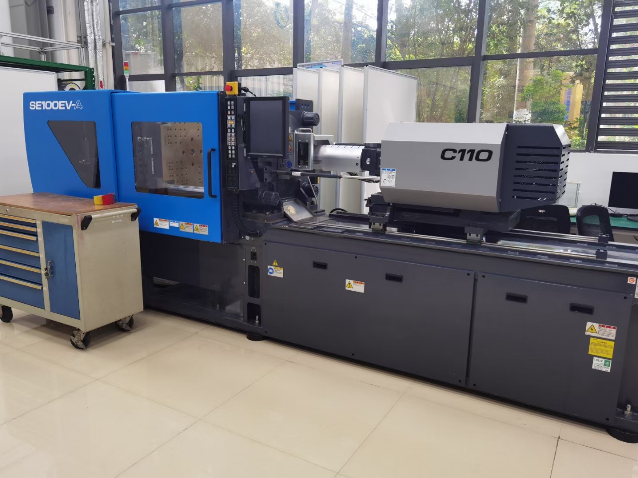 住友全电动注塑机100吨射速500螺杆22