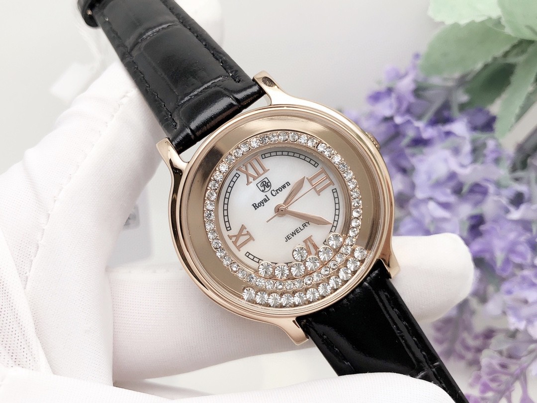 royalcrown萝亚克朗手表女时尚皮带镶钻休闲时来运转时装表石英表