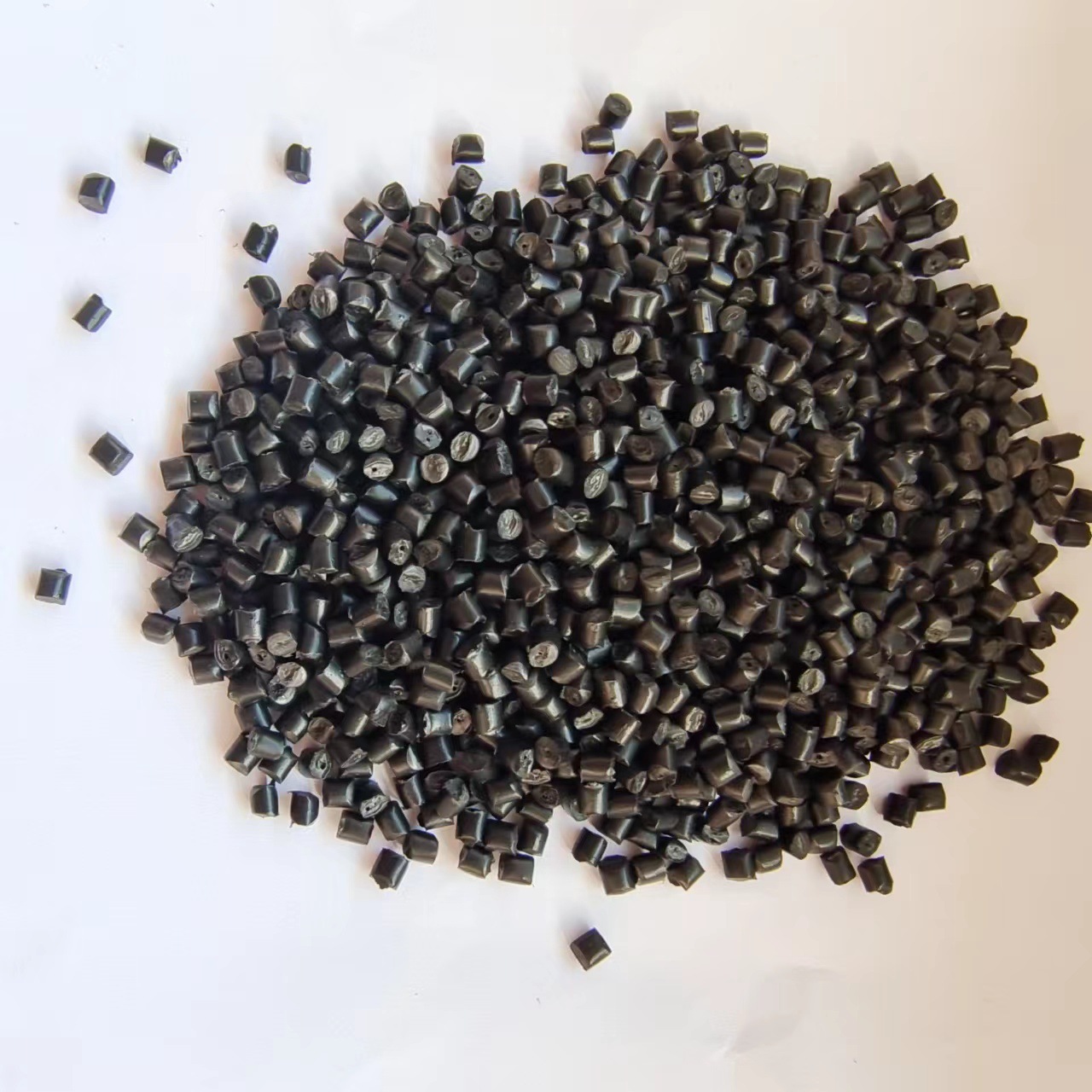 pp增强聚丙颗粒gf30增强黑色pp颗粒耐热性电动车配件注塑颗粒厂家