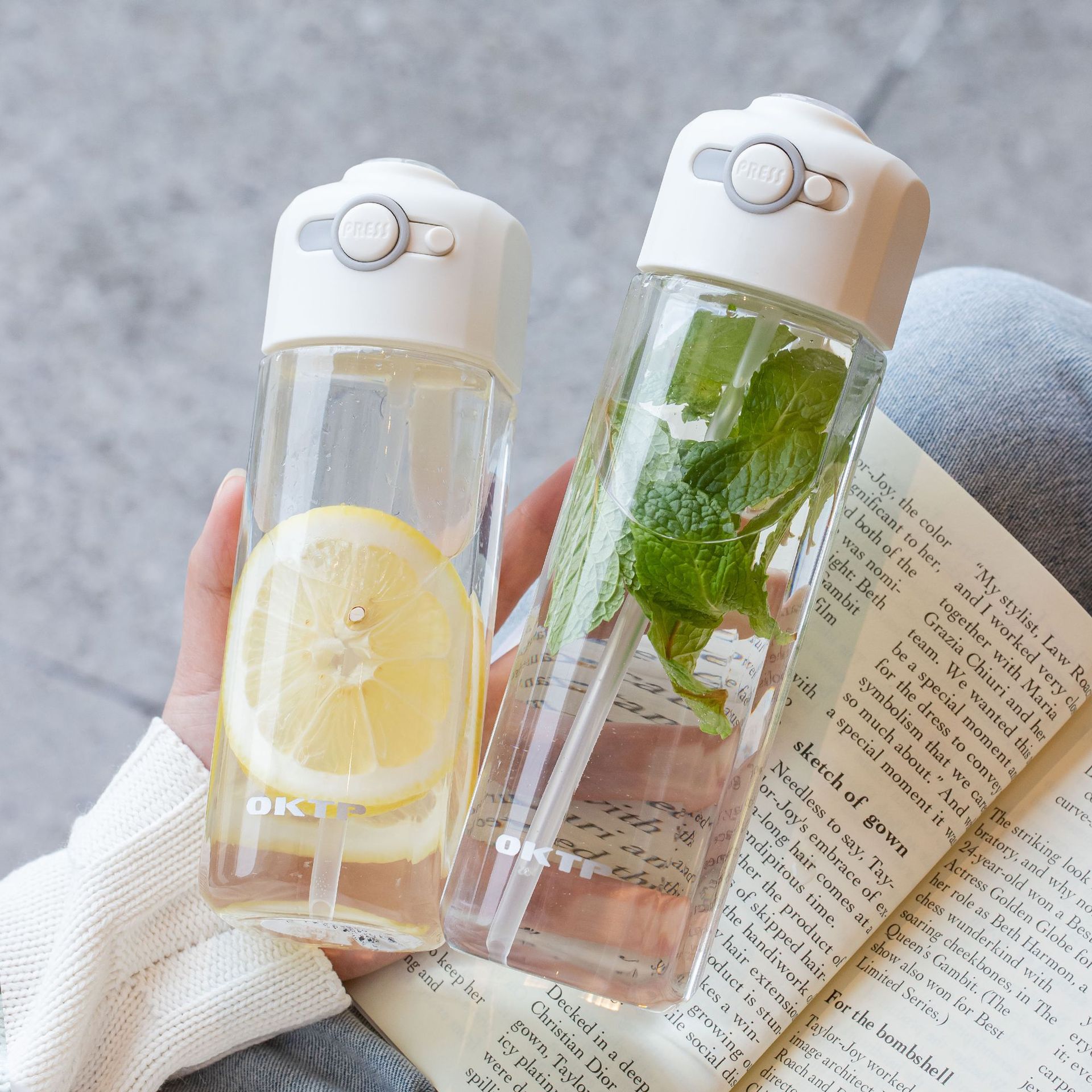 简约日系弹扣塑料杯女士吸管杯学生水杯便携小巧高颜值ins杯子