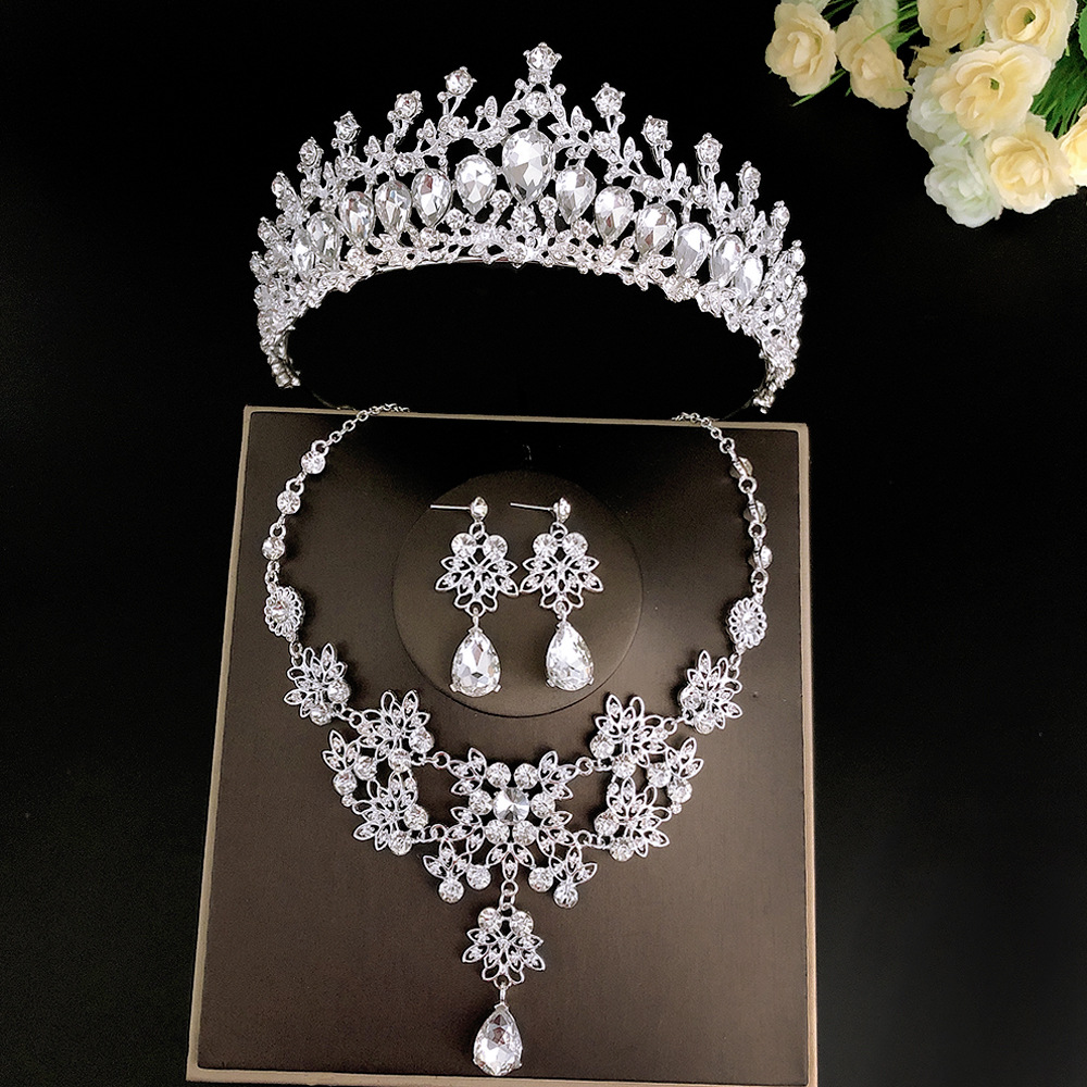 Simple Bridal Ornament Three-Piece Suit Wedding Crown Headdress Necklace Earrings Korean Style Super Fairy Wedding Dress Formal Dress Accessories