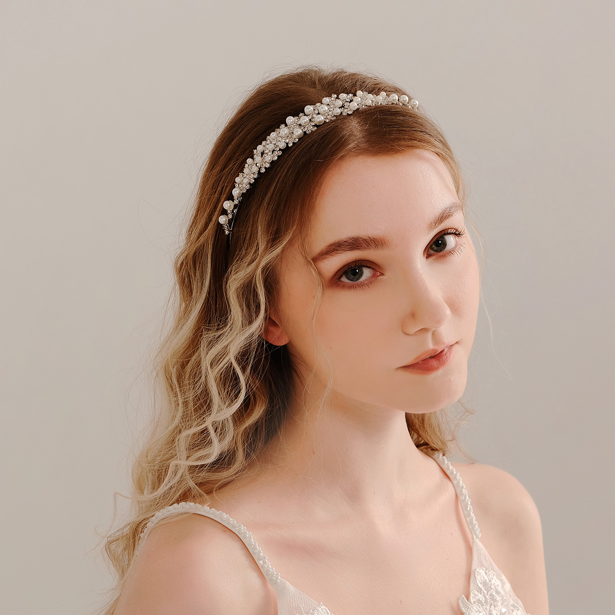 Amazon New Bridal Headdress High-Grade Pearl Rhinestone Headband Photo Shoot Simple Formal Dress Accessories Headband
