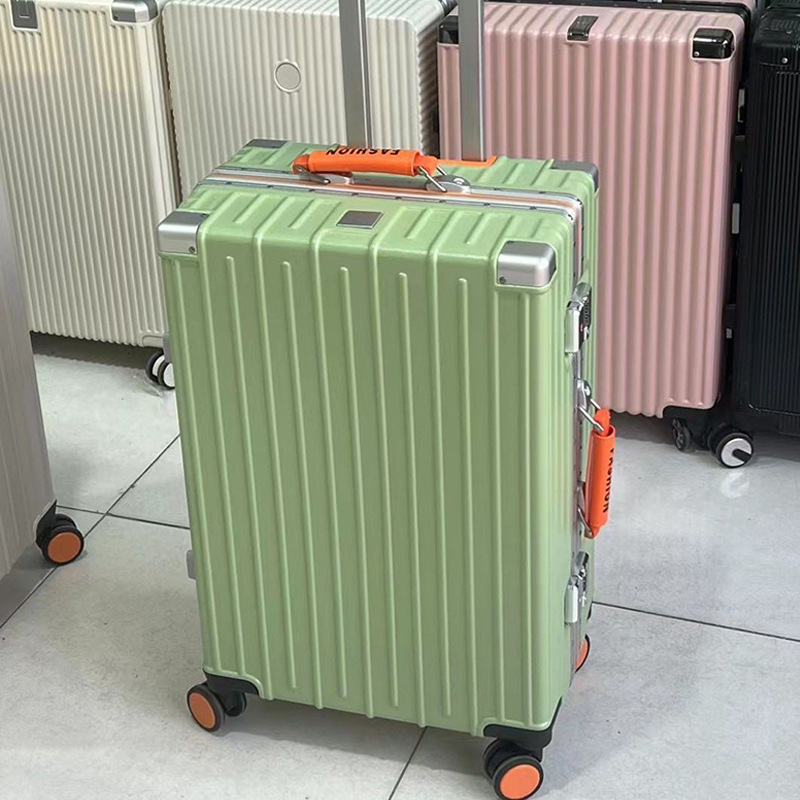 批发新款跨境行李箱20寸登机箱24寸抗摔密码箱大容量铝框拉杆箱