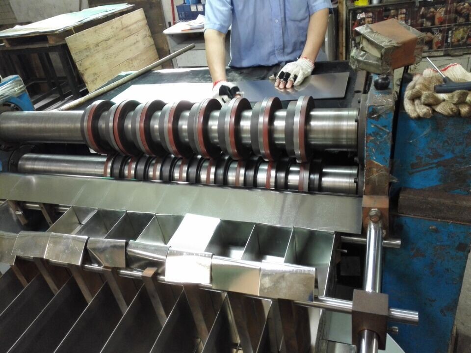 马口铁食品包装玩具车仔罐 小汽车玩具创意包装罐子直供