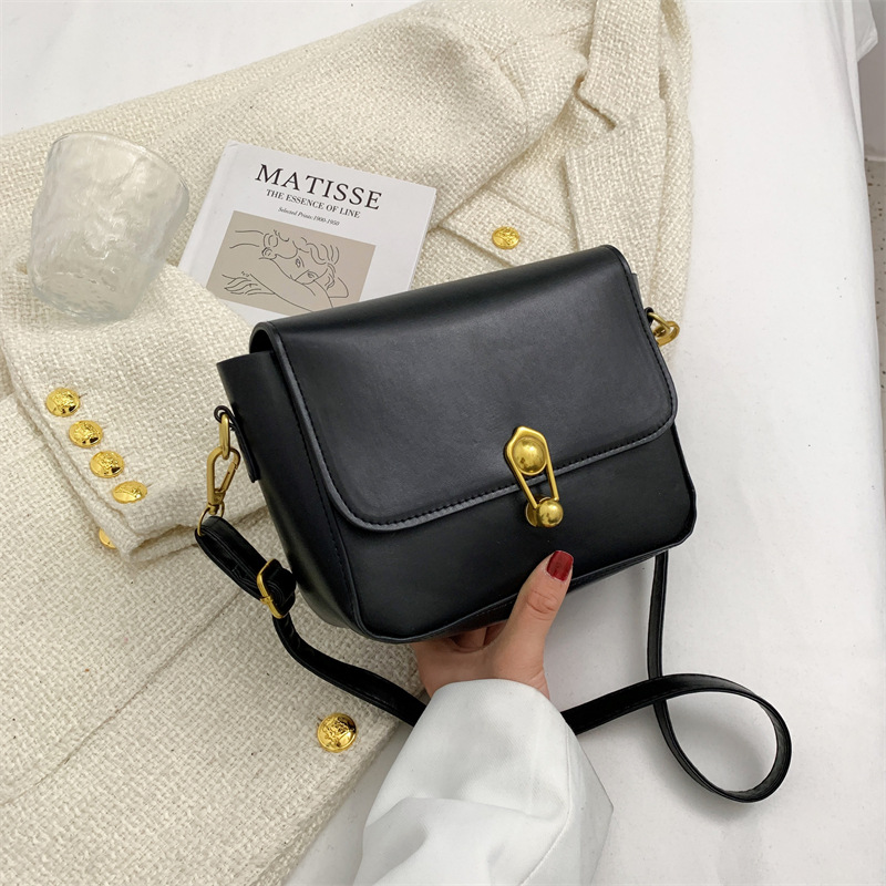 Simple Casual Retro Stylish Bag Women's Autumn and Winter New 2021 Korean Style Popular Women's Bags Shoulder Crossbody Small Square Bag
