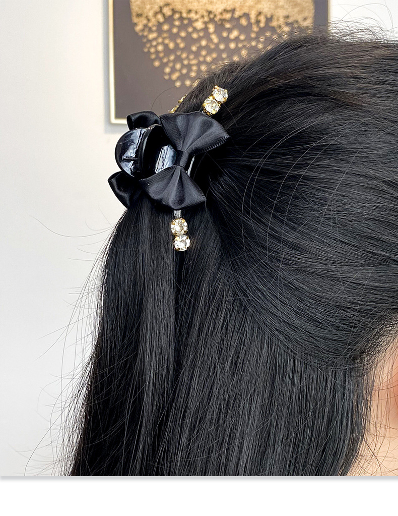 蝴蝶结水钻刘海抓夹女后脑勺夹子头饰网红发抓2021新款气质鲨鱼夹