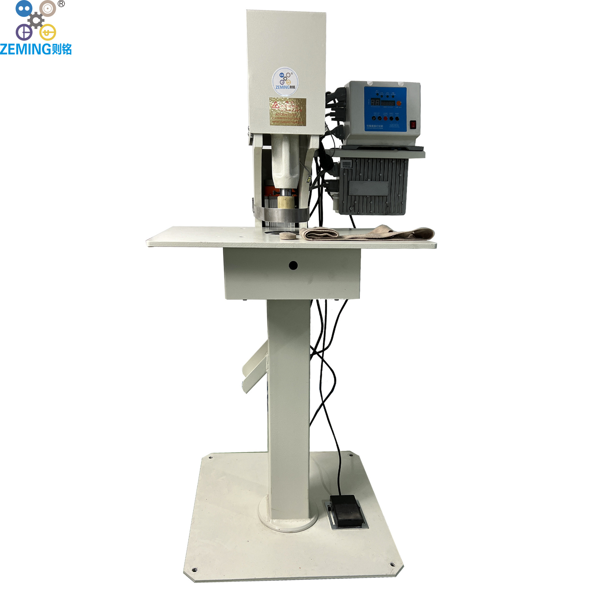 【新款上市】圆形布包钮扣布料切布机裁布机皮料棉料裁切机批发