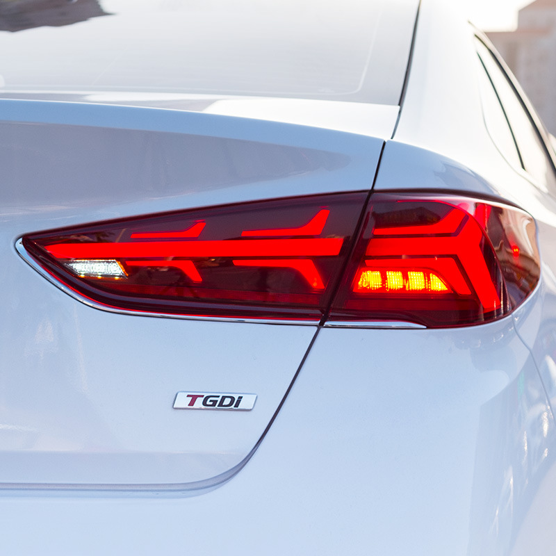 适用于索纳塔9尾灯总成 适用现代索九后尾灯改装led流光尾灯流水