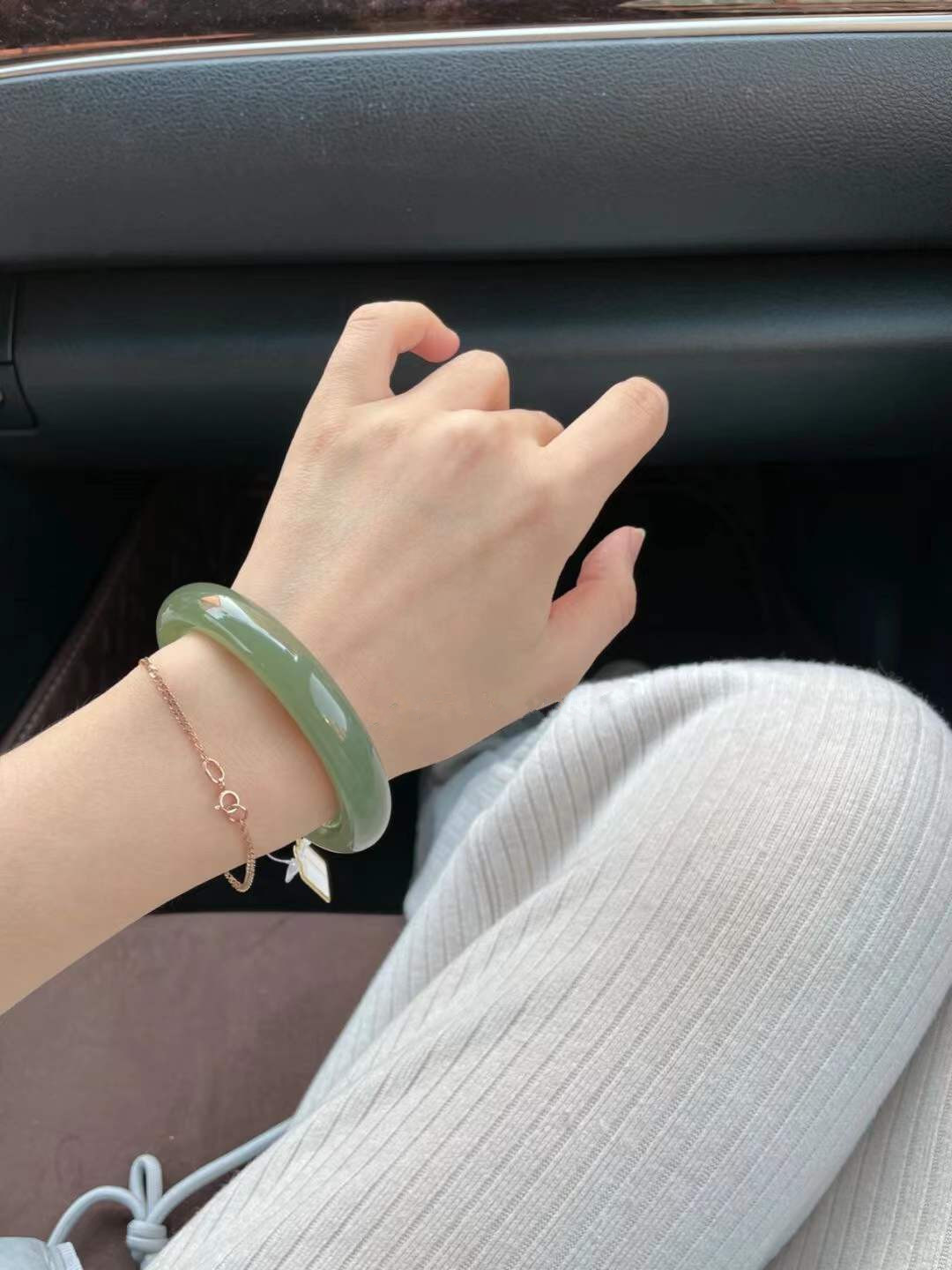 手镯女和田玉晴水玉镯女款少女天然新疆青玉妈妈款旺夫真玉镯子