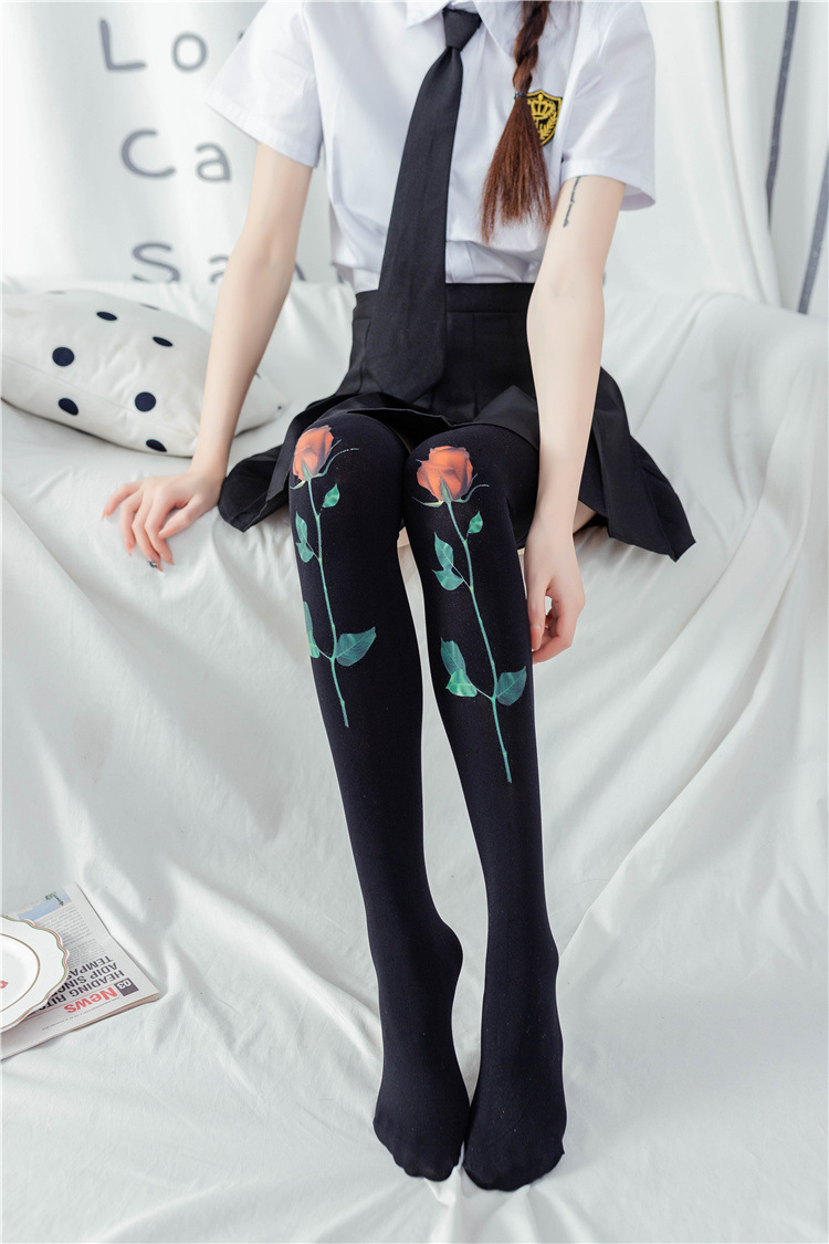 天鹅绒过膝袜大腿袜黑白丝袜烫金胶印lolita长筒jk学生微透女 cos