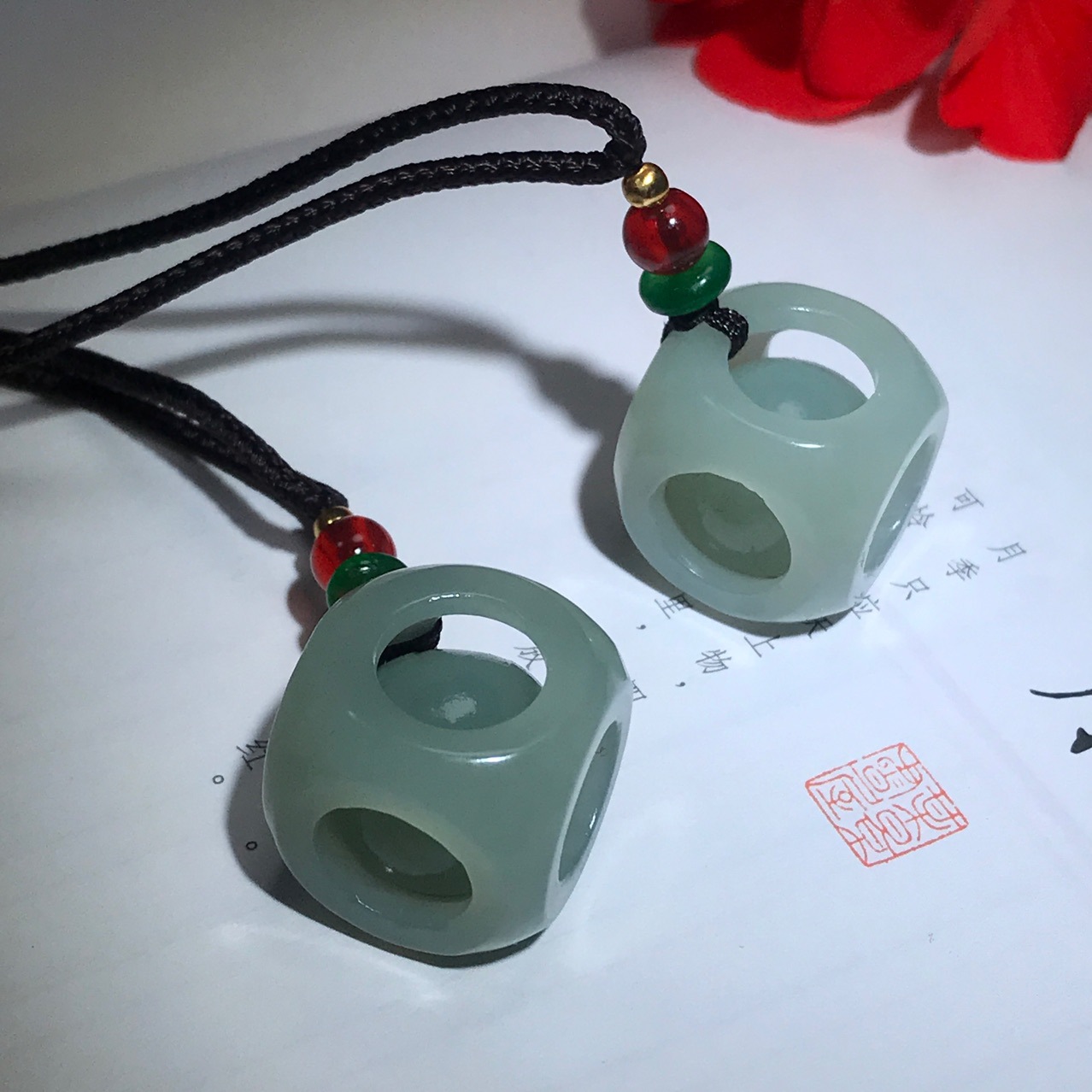 天然新疆和田玉切末蓝玉玲珑股子挂件镂空路路通吊坠厂家批发