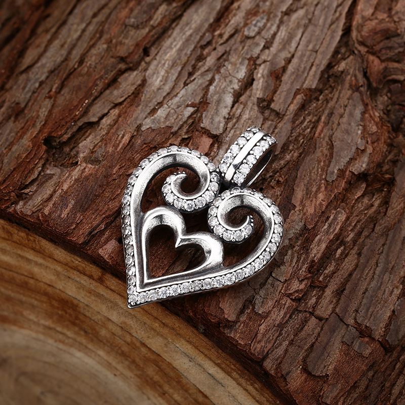 批发925纯银吊坠 个性百搭锆石爱心吊坠 泰银复古做旧