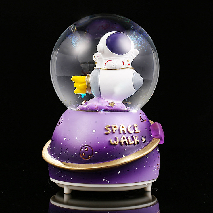 新款宇航员水晶球太空人音乐盒男孩节日礼物家居装饰摆件树脂礼品