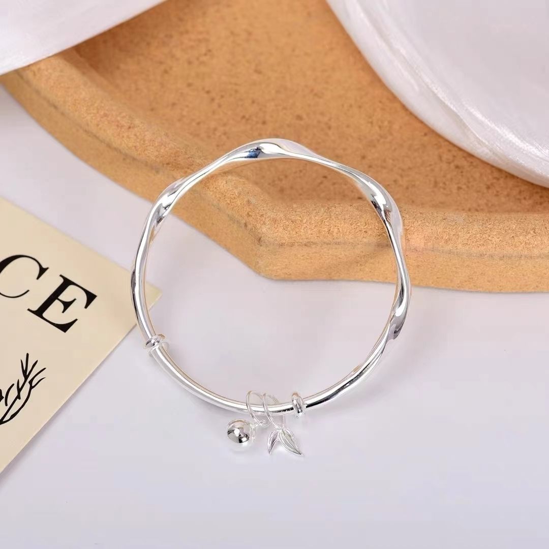 新款999足银不掉色银手镯赠尔铃铛甜美风竹叶银饰麻花纹手环-阿里巴巴